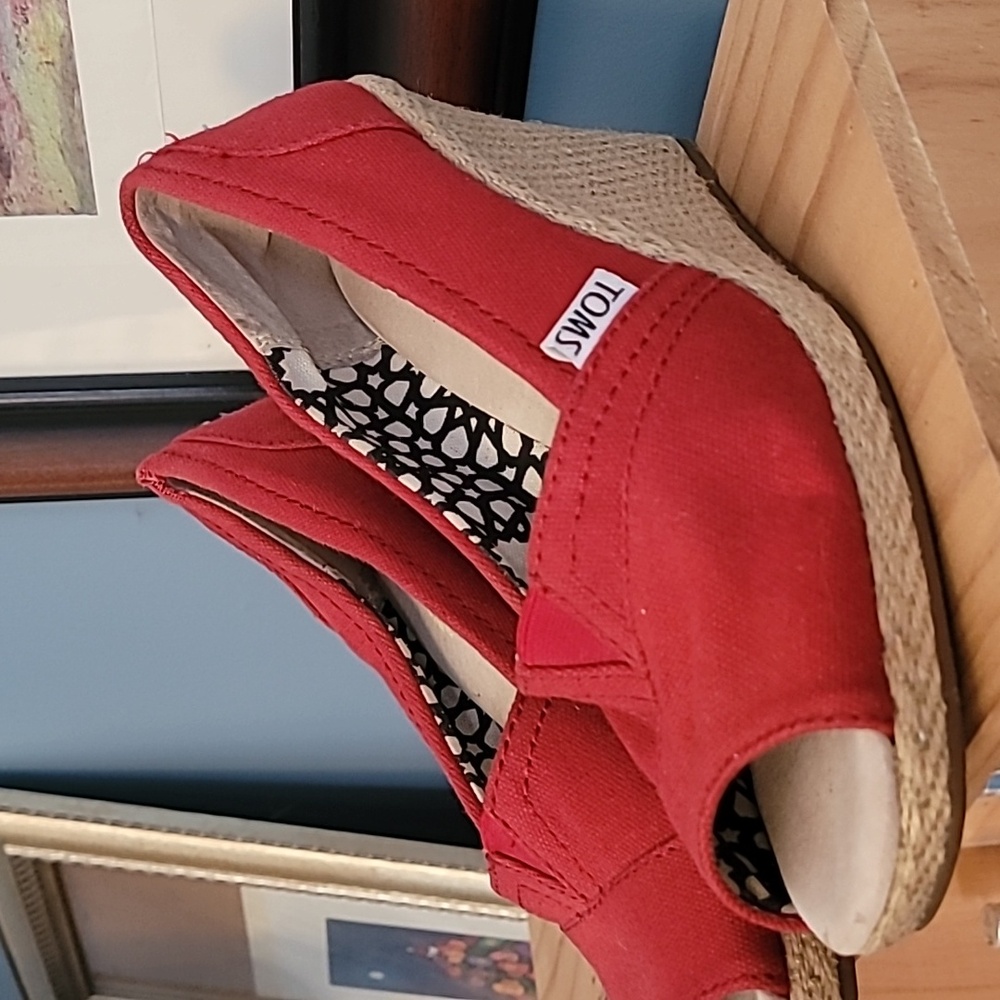 Toms Michelle Wedge Sandals- Lady in Red!